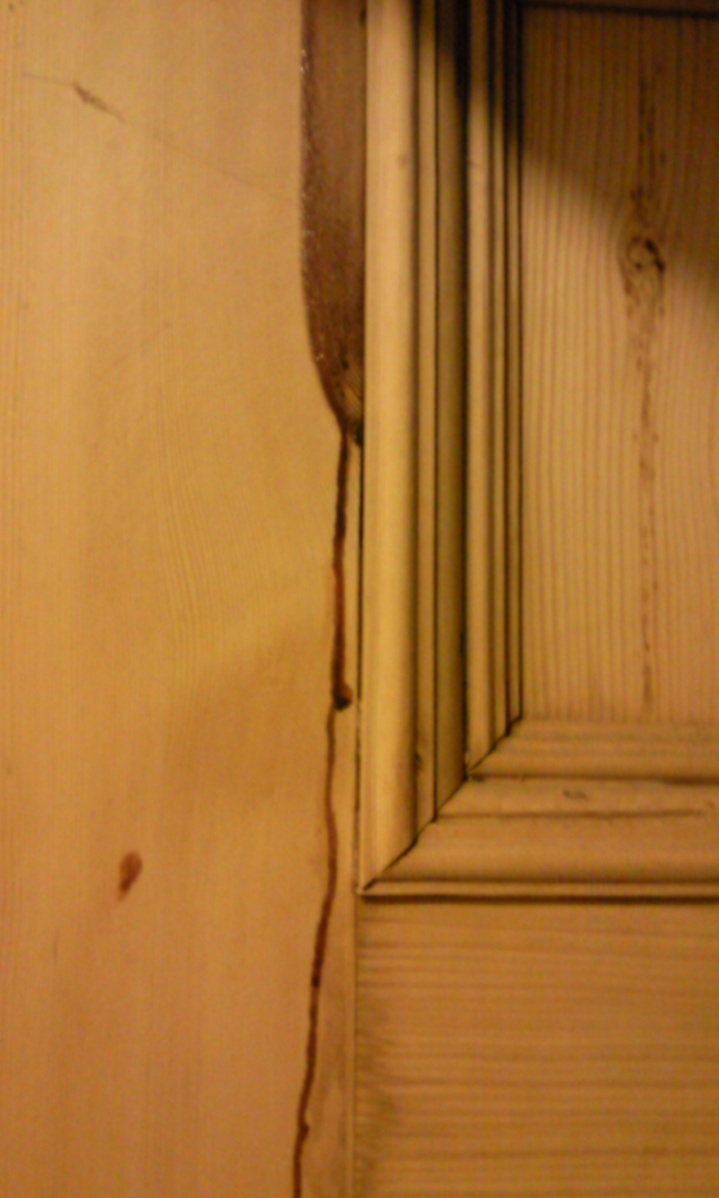 Illustration for article titled Why have my friends doors started bleeding?
